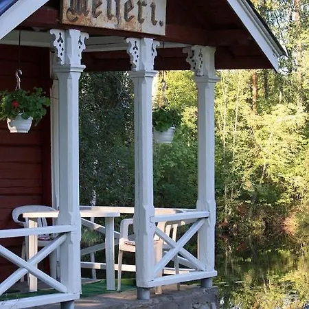 Putikon Hovi Konukevi
