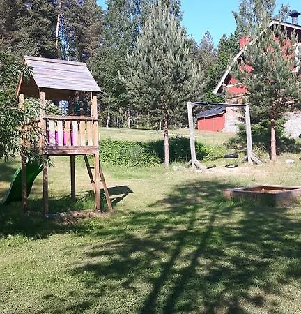 Konukevi Putikon Hovi